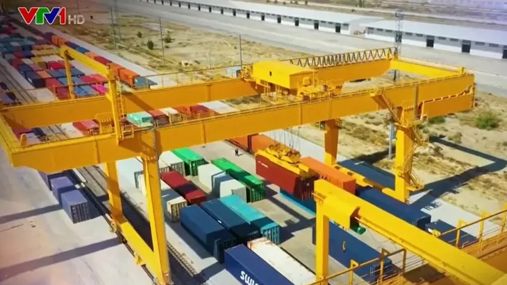 Trung Quốc đặt mục tiêu bước vào hàng ngũ các nền kinh tế đổi mới sáng tạo - Ảnh 2. Trung Quốc đặt mục tiêu bước vào hàng ngũ các nền kinh tế đổi mới sáng tạo - Ảnh 2.