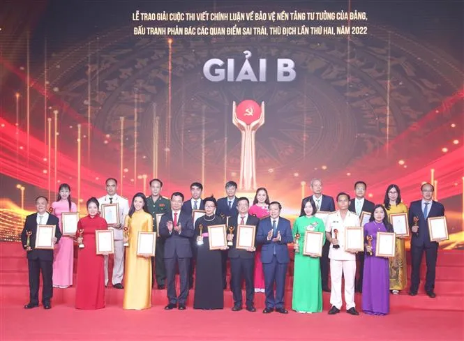 Đẩy mạnh công tác bảo vệ nền tảng tư tưởng của Đảng - Ảnh 6. Đẩy mạnh công tác bảo vệ nền tảng tư tưởng của Đảng - Ảnh 6.