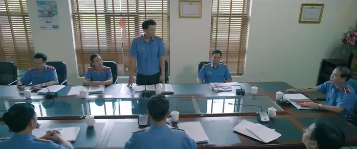 Hành trình công lý - Tập 8: Hùng cho rằng khởi tố Hoàng là nóng vội và thiếu thận trọng - Ảnh 3. Hành trình công lý - Tập 8: Hùng cho rằng khởi tố Hoàng là nóng vội và thiếu thận trọng - Ảnh 3.
