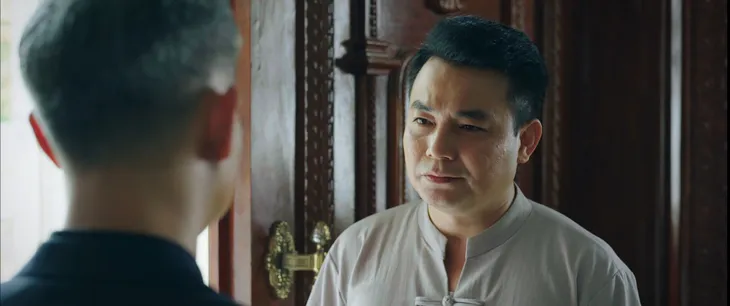 Đấu trí - Tập 69: Đinh Hoàng Đức quyết định bỏ trốn ra nước ngoài - Ảnh 12. Đấu trí - Tập 69: Đinh Hoàng Đức quyết định bỏ trốn ra nước ngoài - Ảnh 12.