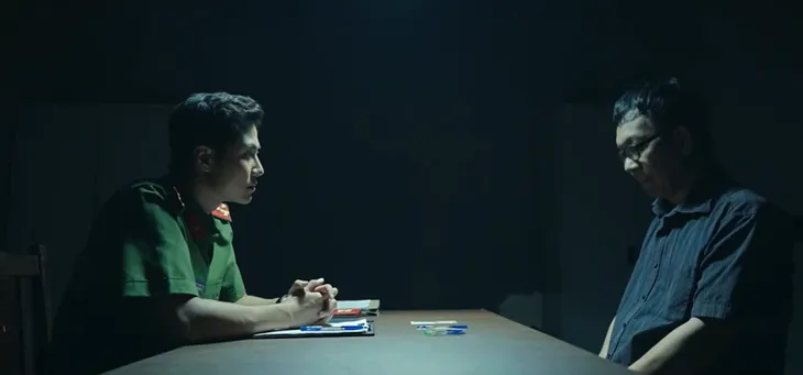 Đấu trí - Tập 69: Đinh Hoàng Đức quyết định bỏ trốn ra nước ngoài - Ảnh 14. Đấu trí - Tập 69: Đinh Hoàng Đức quyết định bỏ trốn ra nước ngoài - Ảnh 14.