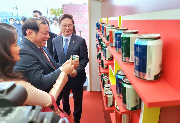 Sôi nổi Lễ hội Du lịch, Văn hoá Việt Nam tại Hàn Quốc năm 2022 - Ảnh 2. Sôi nổi Lễ hội Du lịch, Văn hoá Việt Nam tại Hàn Quốc năm 2022 - Ảnh 2.