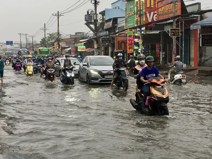 Ứng phó ra sao với nguy cơ gia tăng sạt lở ven biển? - Ảnh 3. Ứng phó ra sao với nguy cơ gia tăng sạt lở ven biển? - Ảnh 3.