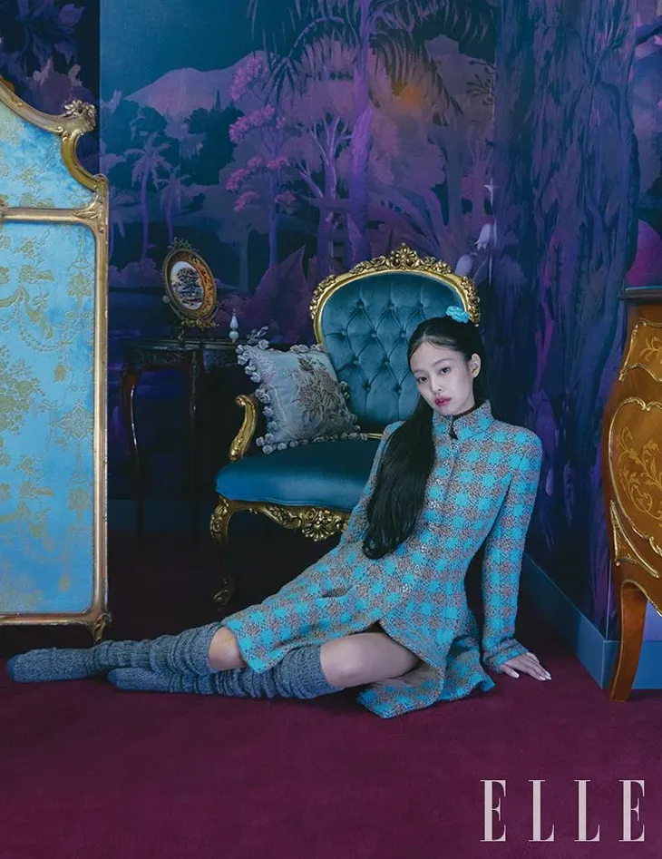 Jennie (BLACKPINK) chứng minh sức hút thời trang trên Elle - Ảnh 8. Jennie (BLACKPINK) chứng minh sức hút thời trang trên Elle - Ảnh 8.