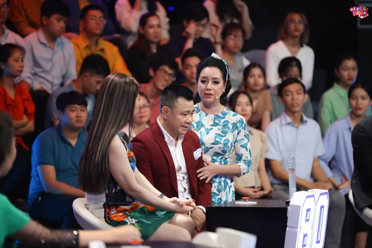 Ký ức vui vẻ: Vắng mặt khi bố nằm viện điều trị ung thư, Lâm Vỹ Dạ khóc kể về bố - Ảnh 1. Ký ức vui vẻ: Vắng mặt khi bố nằm viện điều trị ung thư, Lâm Vỹ Dạ khóc kể về bố - Ảnh 1.