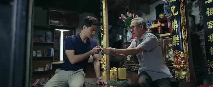 Đấu trí - Tập 72: Đại úy Phong bị đâm trọng thương - Ảnh 9. Đấu trí - Tập 72: Đại úy Phong bị đâm trọng thương - Ảnh 9.