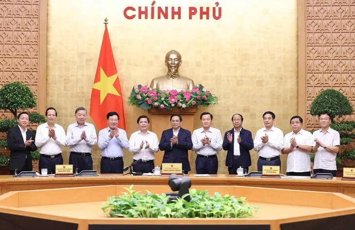 Thủ tướng Phạm Minh Chính chủ trì phiên họp Chính phủ thường kỳ tháng 10 - Ảnh 2. Thủ tướng Phạm Minh Chính chủ trì phiên họp Chính phủ thường kỳ tháng 10 - Ảnh 2.