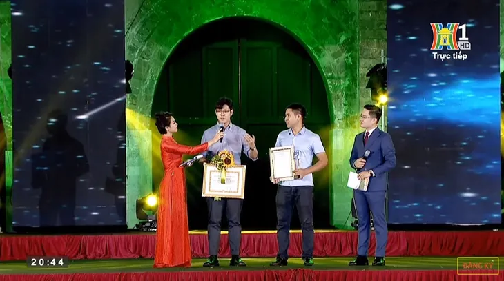VTV Digital giành giải A Giải báo chí về Phát triển văn hóa và xây dựng người Hà Nội thanh lịch, văn minh 2022 - Ảnh 4. VTV Digital giành giải A Giải báo chí về Phát triển văn hóa và xây dựng người Hà Nội thanh lịch, văn minh 2022 - Ảnh 4.