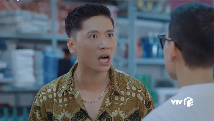 Ga-ra hạnh phúc - Tập 25: Bảo ghen ra mặt khi Vân chụp ảnh cùng thần tượng - Ảnh 3. Ga-ra hạnh phúc - Tập 25: Bảo ghen ra mặt khi Vân chụp ảnh cùng thần tượng - Ảnh 3.