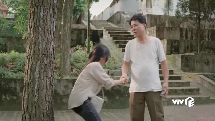 Ga-ra hạnh phúc - Tập 25: Khải “xỏ mũi” lão Phi, người gánh họa lại là Vân - Ảnh 19. Ga-ra hạnh phúc - Tập 25: Khải “xỏ mũi” lão Phi, người gánh họa lại là Vân - Ảnh 19.