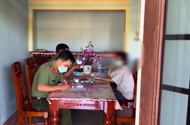 Nhiều lao động chui bị mắc kẹt tại sòng bạc ở Philippines - Ảnh 3. Nhiều lao động chui bị mắc kẹt tại sòng bạc ở Philippines - Ảnh 3.