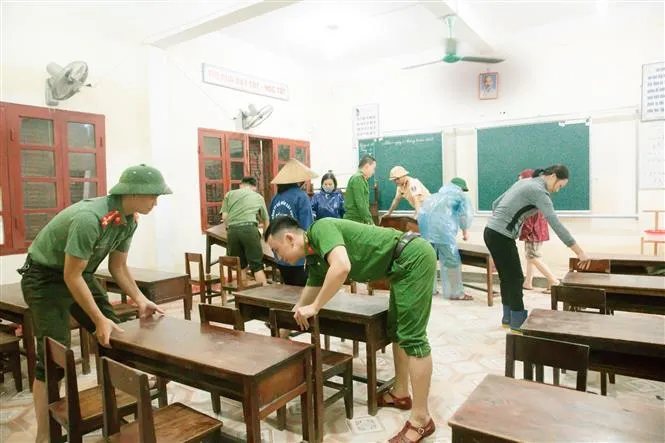 Mưa lũ làm 8 người chết với nhiều thiệt hại nghiêm trọng tại các địa phương - Ảnh 9. Mưa lũ làm 8 người chết với nhiều thiệt hại nghiêm trọng tại các địa phương - Ảnh 9.