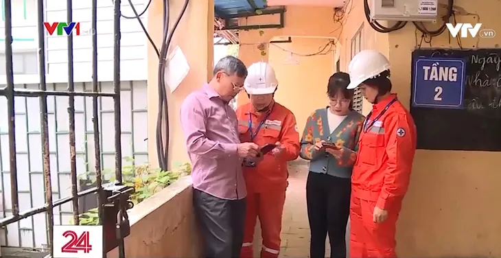 Hà Nội: Ứng dụng công nghệ đo xa trong quản lý điện năng - Ảnh 2. Hà Nội: Ứng dụng công nghệ đo xa trong quản lý điện năng - Ảnh 2.