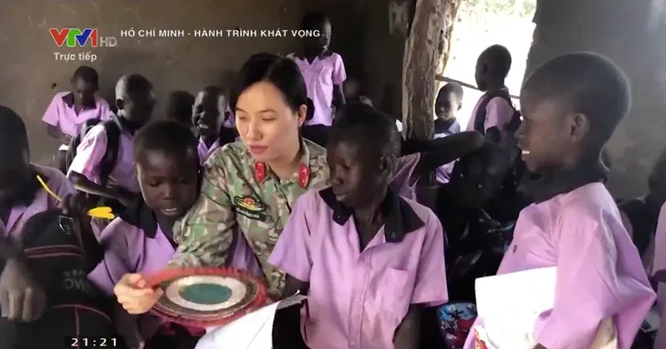 Hồ Chí Minh - Hành trình khát vọng 2022: Tôn vinh tinh thần tận hiến vì dân - Ảnh 10. Hồ Chí Minh - Hành trình khát vọng 2022: Tôn vinh tinh thần tận hiến vì dân - Ảnh 10.