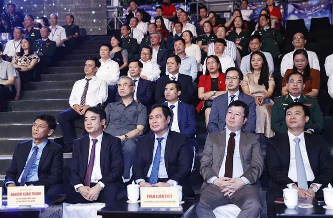 Tiếp tục phát huy những di sản của Chủ tịch Hồ Chí Minh - Ảnh 9. Tiếp tục phát huy những di sản của Chủ tịch Hồ Chí Minh - Ảnh 9.