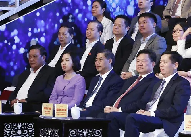Tiếp tục phát huy những di sản của Chủ tịch Hồ Chí Minh - Ảnh 8. Tiếp tục phát huy những di sản của Chủ tịch Hồ Chí Minh - Ảnh 8.