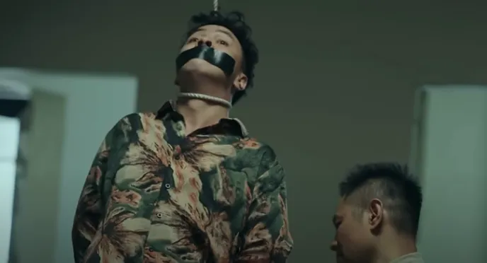 Đấu trí - Tập 73: Dù nhận là Boss, Đông vẫn bị ông trùm cho thủ tiêu - Ảnh 3. Đấu trí - Tập 73: Dù nhận là Boss, Đông vẫn bị ông trùm cho thủ tiêu - Ảnh 3.