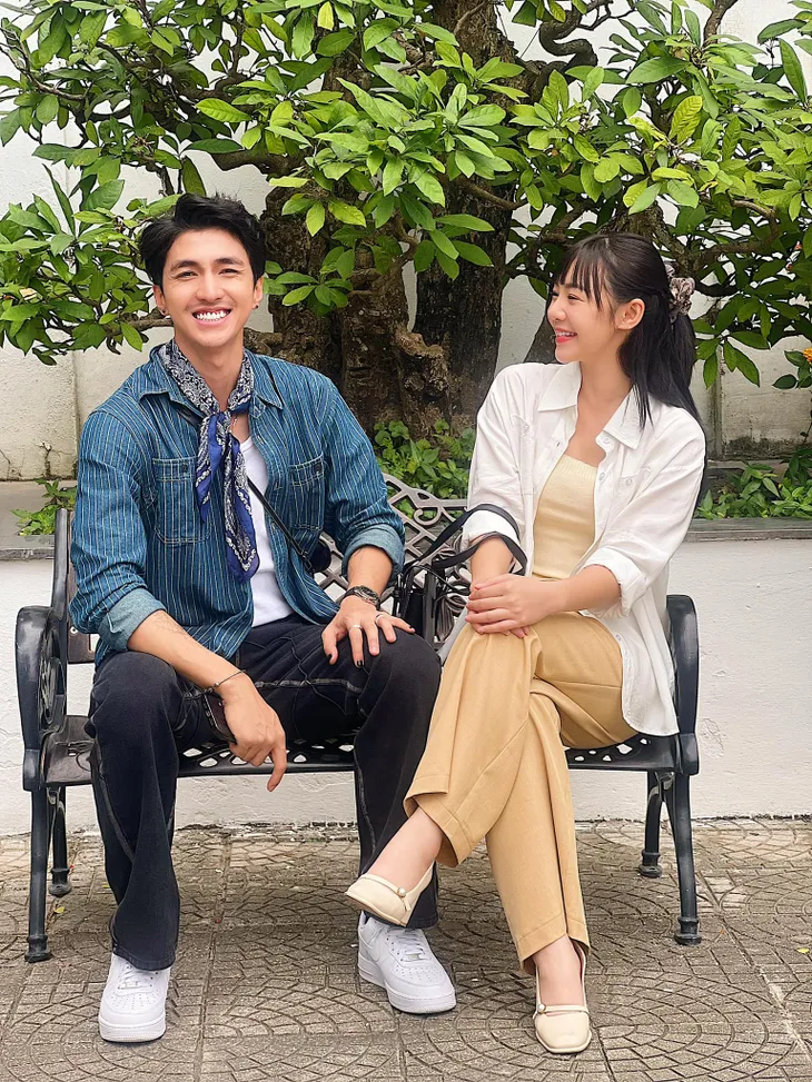 Soi gu thời trang của Quỳnh Kool trong phim mới - Ảnh 3. Soi gu thời trang của Quỳnh Kool trong phim mới - Ảnh 3.