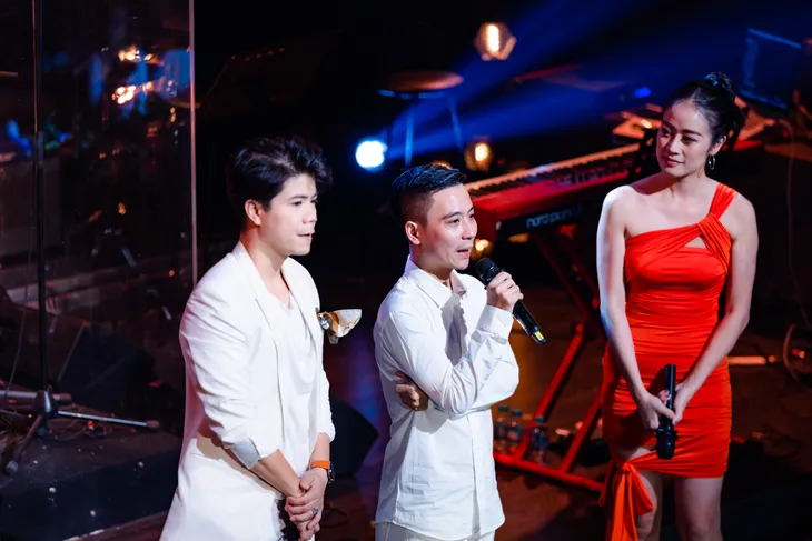 Đinh Mạnh Ninh tái xuất với album mang phong cách Disco Funky - Ảnh 3. Đinh Mạnh Ninh tái xuất với album mang phong cách Disco Funky - Ảnh 3.