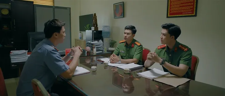Hành trình công lý - Tập 10: Hoàng (Việt Anh) muốn trợ lý cũ làm nội gián - Ảnh 1. Hành trình công lý - Tập 10: Hoàng (Việt Anh) muốn trợ lý cũ làm nội gián - Ảnh 1.