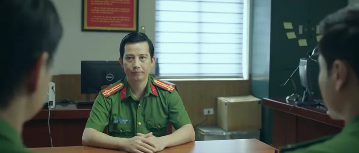 Đấu trí - Tập 56: Vũ bắt đầu lần ra người đứng đầu nhóm lợi ích - Boss - Ảnh 7. Đấu trí - Tập 56: Vũ bắt đầu lần ra người đứng đầu nhóm lợi ích - Boss - Ảnh 7.