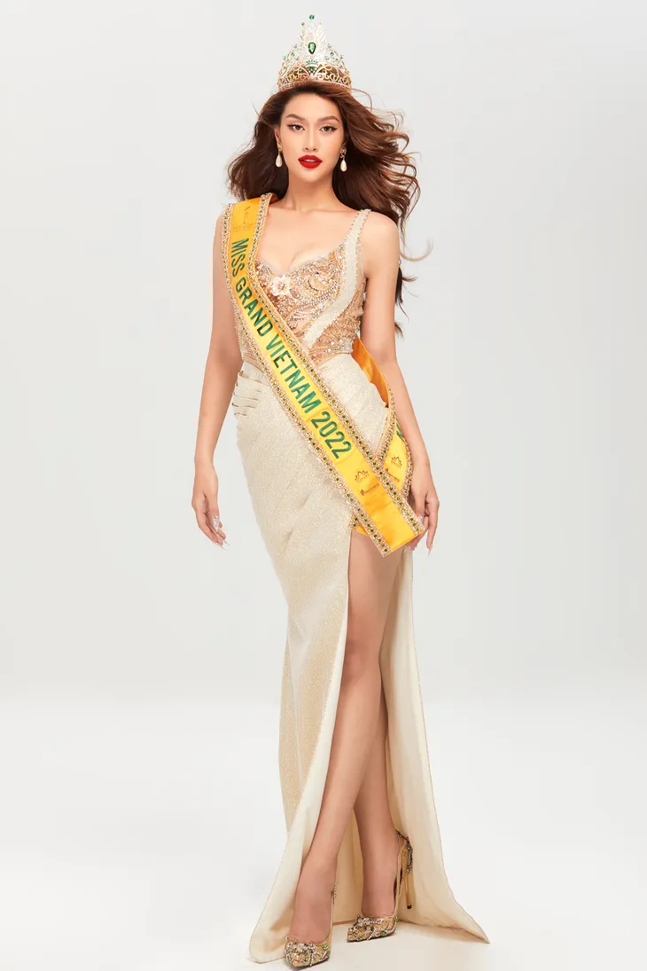 Nhan sắc tân Hoa hậu Thiên Ân trước ngày đi thi Miss Grand International 2022 - Ảnh 2. Nhan sắc tân Hoa hậu Thiên Ân trước ngày đi thi Miss Grand International 2022 - Ảnh 2.