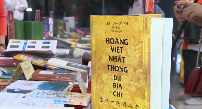Dịch giả cuốn sách đạt giải A Giải thưởng Sách quốc gia 2022: Quá phấn khởi, quá hân hoan! - Ảnh 1. Dịch giả cuốn sách đạt giải A Giải thưởng Sách quốc gia 2022: Quá phấn khởi, quá hân hoan! - Ảnh 1.