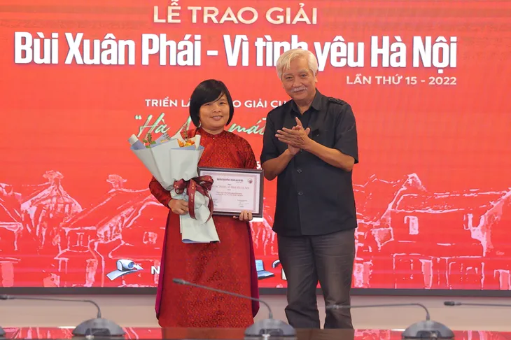 Đạo diễn Trần Văn Thủy giành Giải thưởng Lớn - Vì tình yêu Hà Nội - Ảnh 2. Đạo diễn Trần Văn Thủy giành Giải thưởng Lớn - Vì tình yêu Hà Nội - Ảnh 2.