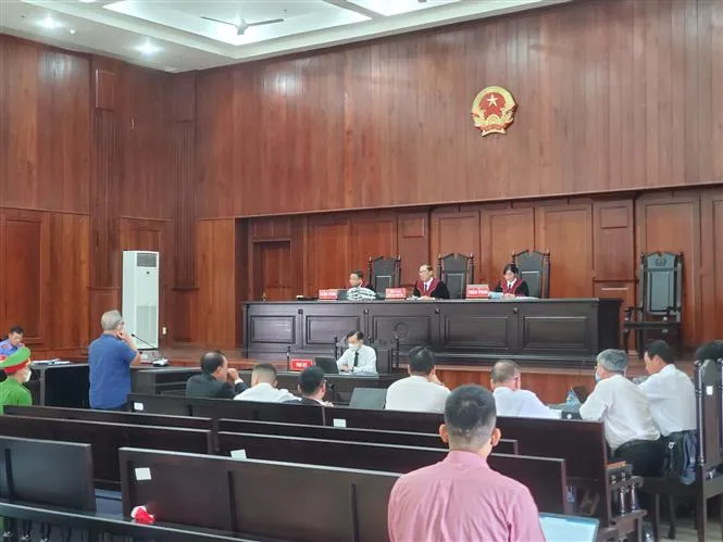 Xét xử phúc thẩm vụ án hoán đổi đất vàng: Đề nghị bác kháng cáo kêu oan của bị cáo Diệp - Ảnh 2. Xét xử phúc thẩm vụ án hoán đổi đất vàng: Đề nghị bác kháng cáo kêu oan của bị cáo Diệp - Ảnh 2.