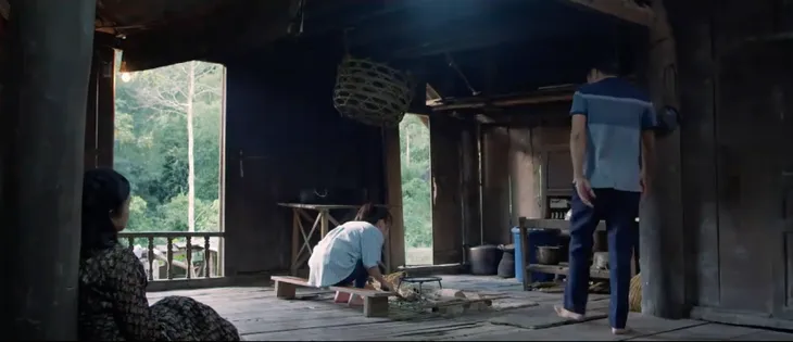 Thông gia ngõ hẹp - Tập 7: Gia đình Linh mắc kẹt giữa đồng không mông quạnh - Ảnh 5. Thông gia ngõ hẹp - Tập 7: Gia đình Linh mắc kẹt giữa đồng không mông quạnh - Ảnh 5.