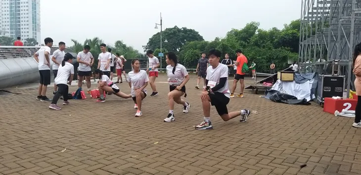 Gần 2.500 người dân TP Hồ Chí Minh tham gia chạy ủng hộ quỹ Trái tim cho em - Ảnh 4. Gần 2.500 người dân TP Hồ Chí Minh tham gia chạy ủng hộ quỹ Trái tim cho em - Ảnh 4.