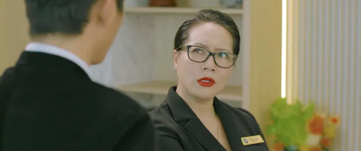 Hành trình công lý - Tập 10: Ở cơ quan bị sếp nữ gây áp lực, về đến nhà Phương “ngứa mắt” với chậu hoa Hoàng trồng - Ảnh 8. Hành trình công lý - Tập 10: Ở cơ quan bị sếp nữ gây áp lực, về đến nhà Phương “ngứa mắt” với chậu hoa Hoàng trồng - Ảnh 8.