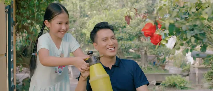 Hành trình công lý - Tập 10: Ở cơ quan bị sếp nữ gây áp lực, về đến nhà Phương “ngứa mắt” với chậu hoa Hoàng trồng - Ảnh 27. Hành trình công lý - Tập 10: Ở cơ quan bị sếp nữ gây áp lực, về đến nhà Phương “ngứa mắt” với chậu hoa Hoàng trồng - Ảnh 27.