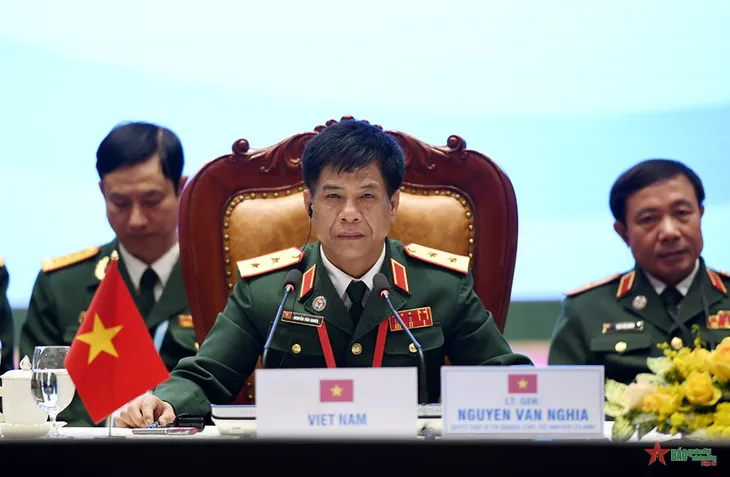 Khai mạc Hội nghị Tư lệnh Lục quân các nước ASEAN lần thứ 23 - Ảnh 5. Khai mạc Hội nghị Tư lệnh Lục quân các nước ASEAN lần thứ 23 - Ảnh 5.