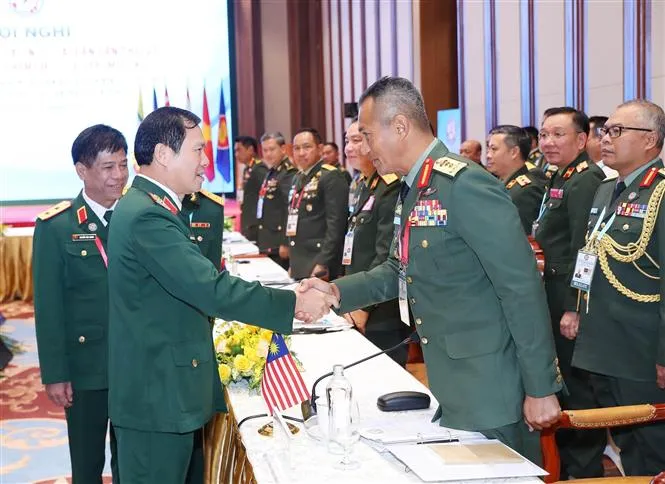 Khai mạc Hội nghị Tư lệnh Lục quân các nước ASEAN lần thứ 23 - Ảnh 1. Khai mạc Hội nghị Tư lệnh Lục quân các nước ASEAN lần thứ 23 - Ảnh 1.