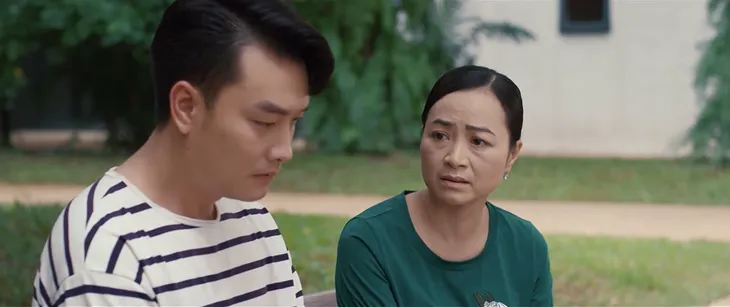Thông gia ngõ hẹp - Tập 17: Bà Nhật khuyên Phan đừng nên buông tay Linh - Ảnh 2.