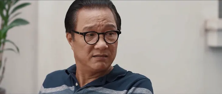 Thông gia ngõ hẹp - Tập 17: Ông Khôi ghen khi ông Phúc chụp ảnh cùng bà Hồng - Ảnh 3. Thông gia ngõ hẹp - Tập 17: Ông Khôi ghen khi ông Phúc chụp ảnh cùng bà Hồng - Ảnh 3.