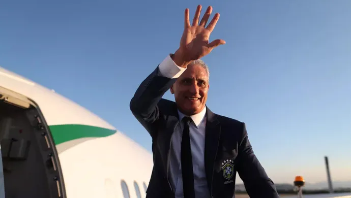 ĐT Brazil mang 5,5 tấn hành lý sang Qatar - Ảnh 1. ĐT Brazil mang 5,5 tấn hành lý sang Qatar - Ảnh 1.