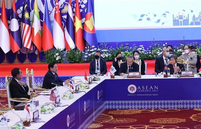 Thủ tướng Phạm Minh Chính dự Hội nghị Cấp cao ASEAN - Đông Á (EAS) lần thứ 17 - Ảnh 7. Thủ tướng Phạm Minh Chính dự Hội nghị Cấp cao ASEAN - Đông Á (EAS) lần thứ 17 - Ảnh 7.