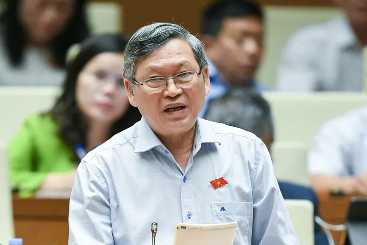 ĐBQH: “Nghĩ đến giá đất, nhiều người lạnh hết cả người” - Ảnh 2. ĐBQH: “Nghĩ đến giá đất, nhiều người lạnh hết cả người” - Ảnh 2.