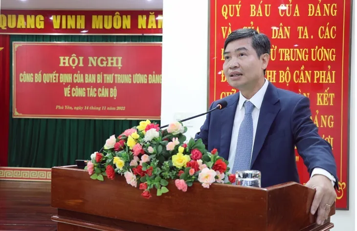 Thứ trưởng Bộ Tài chính Tạ Anh Tuấn làm Phó Bí thư Tỉnh ủy Phú Yên - Ảnh 2. Thứ trưởng Bộ Tài chính Tạ Anh Tuấn làm Phó Bí thư Tỉnh ủy Phú Yên - Ảnh 2.
