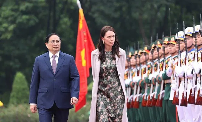 Thủ tướng Phạm Minh Chính chủ trì lễ đón Thủ tướng New Zealand thăm chính thức Việt Nam - Ảnh 5. Thủ tướng Phạm Minh Chính chủ trì lễ đón Thủ tướng New Zealand thăm chính thức Việt Nam - Ảnh 5.