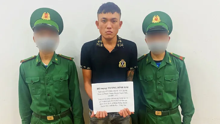 Bà Rịa - Vũng Tàu: Liên tiếp triệt phá 2 vụ tàng trữ trái phép chất ma túy đá - Ảnh 1. Bà Rịa - Vũng Tàu: Liên tiếp triệt phá 2 vụ tàng trữ trái phép chất ma túy đá - Ảnh 1.
