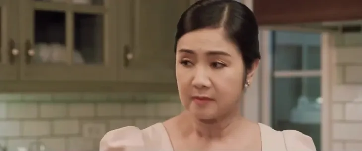 Thông gia ngõ hẹp - Tập 18: Cụ Thập quay ngoắt thái độ với bà Nhật - Ảnh 3. Thông gia ngõ hẹp - Tập 18: Cụ Thập quay ngoắt thái độ với bà Nhật - Ảnh 3.