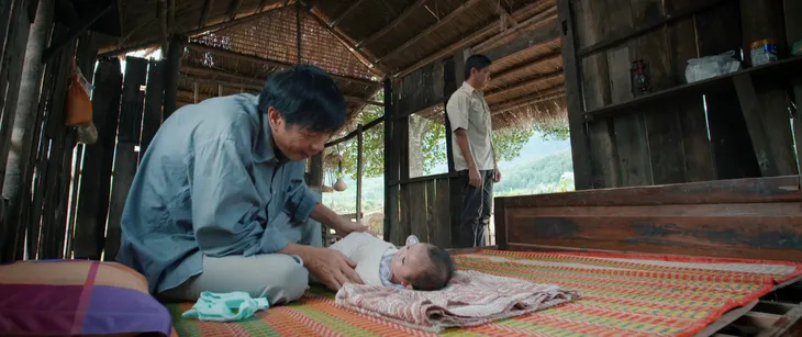 Mẹ rơm - Tập 10: Hào rối bời chứng kiến Mô đổ vỏ cho mình - Ảnh 40. Mẹ rơm - Tập 10: Hào rối bời chứng kiến Mô đổ vỏ cho mình - Ảnh 40.
