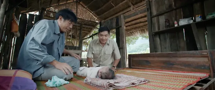 Mẹ rơm - Tập 10: Hào rối bời chứng kiến Mô đổ vỏ cho mình - Ảnh 33. Mẹ rơm - Tập 10: Hào rối bời chứng kiến Mô đổ vỏ cho mình - Ảnh 33.