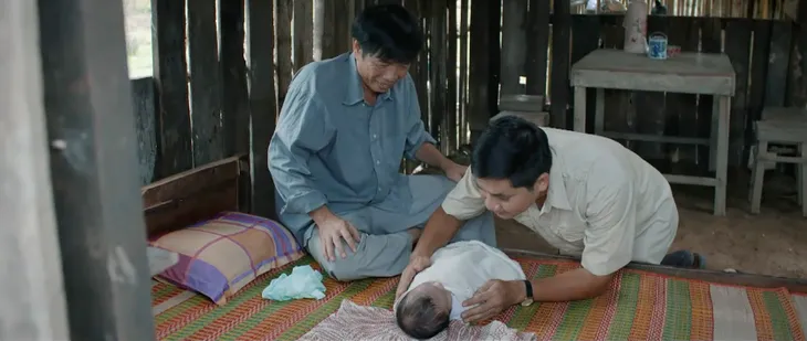 Mẹ rơm - Tập 10: Hào rối bời chứng kiến Mô đổ vỏ cho mình - Ảnh 34. Mẹ rơm - Tập 10: Hào rối bời chứng kiến Mô đổ vỏ cho mình - Ảnh 34.