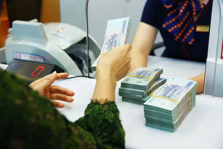 Thu ngân sách nhà nước về đích sớm 2 tháng - Ảnh 1. Thu ngân sách nhà nước về đích sớm 2 tháng - Ảnh 1.