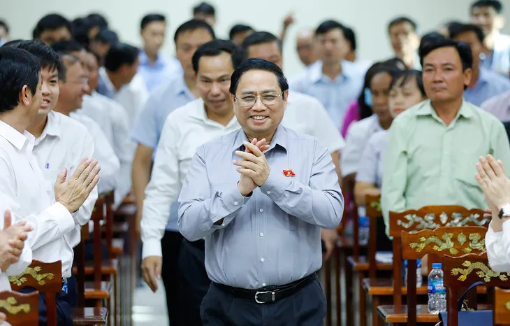 Thủ tướng: Chính phủ tạo hành lang pháp lý để các thị trường hoạt động an toàn, hiệu quả - Ảnh 1. Thủ tướng: Chính phủ tạo hành lang pháp lý để các thị trường hoạt động an toàn, hiệu quả - Ảnh 1.