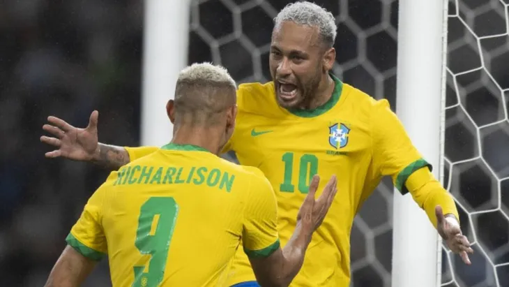 Neymar trước cơ hội phá kỷ lục ghi bàn của huyền thoại Pele   - Ảnh 1.